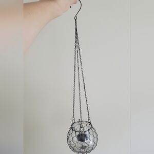 Hanging candle holder